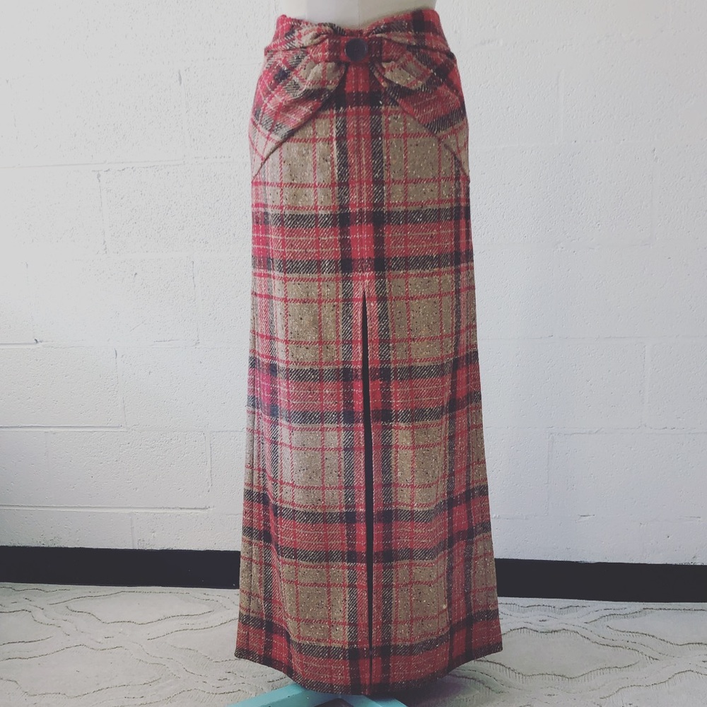 Valentino Plaid Wool Front split maxi skirt sz: 12 NWT